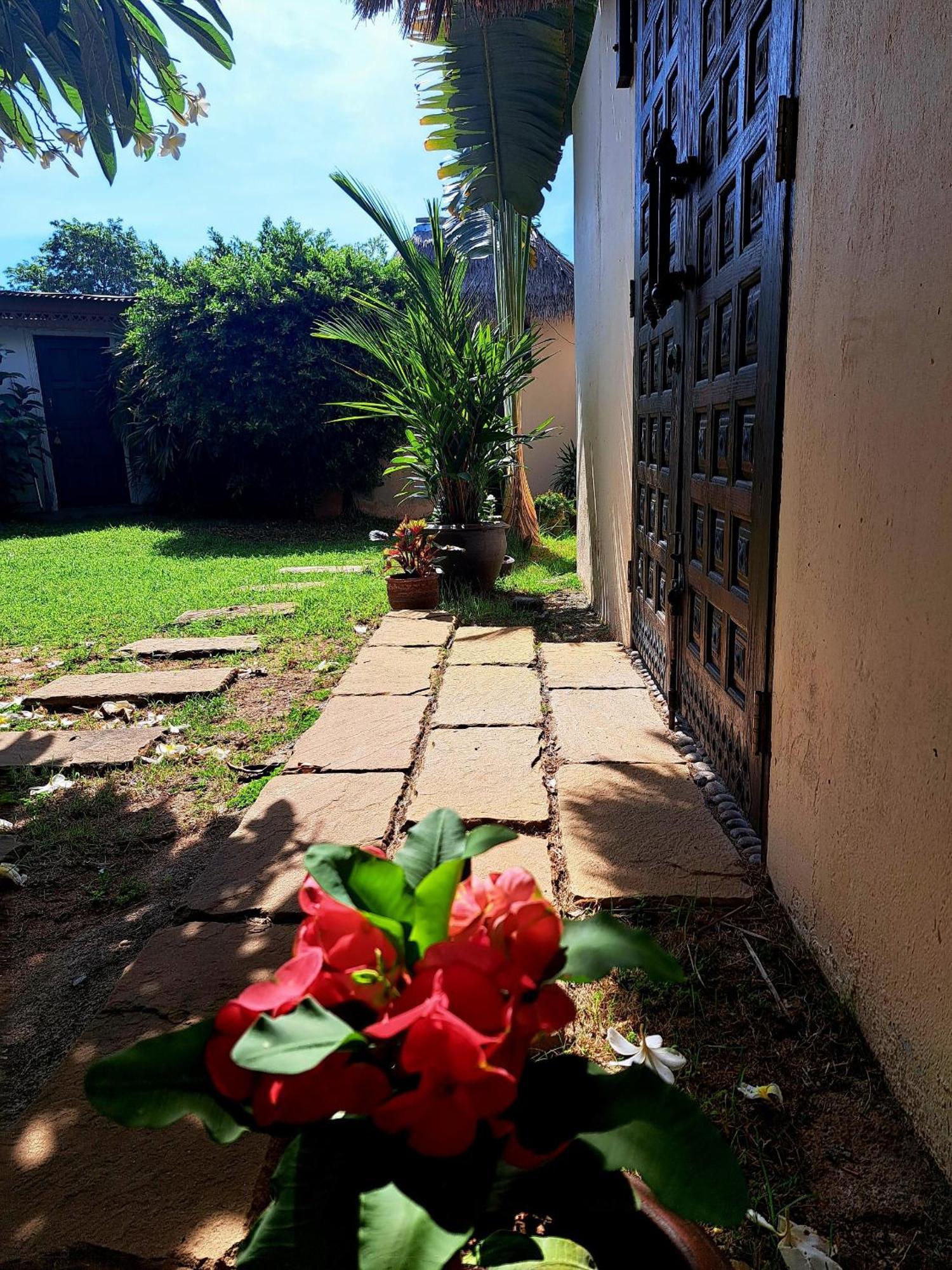 Laura Guest House-Adult Only- Hua Thanon (Koh Samui) Exterior foto